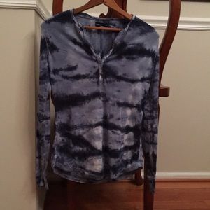 Blue Tie dye shirt with buttons.